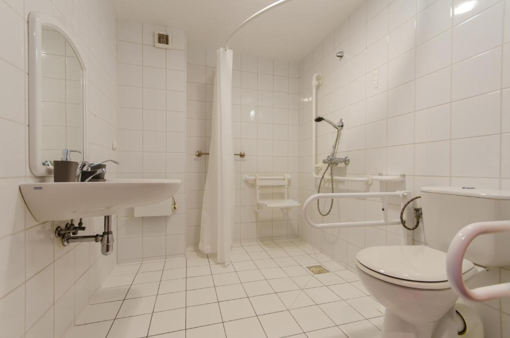HOTEL A4 Airport Kraków MOP Morawica photo 3