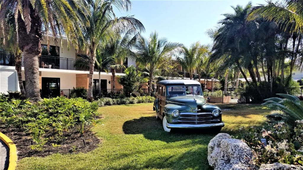 Bali Hai Beachfront Resort and Spa photo 2