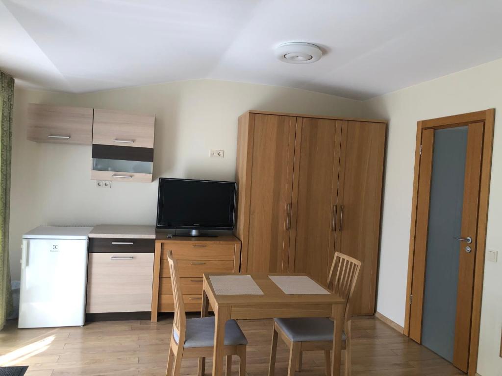 Студио (Семейный номер с террасой - 1 этаж), Eurovila - Home Suite Palanga