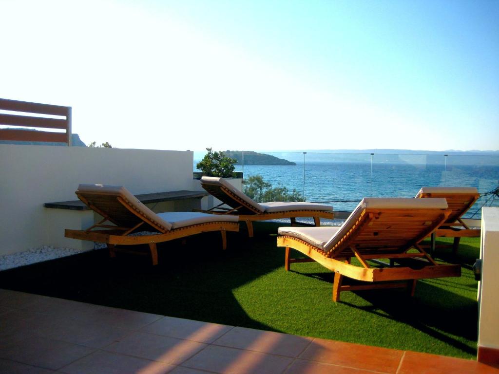 Panos Apartment photo 3