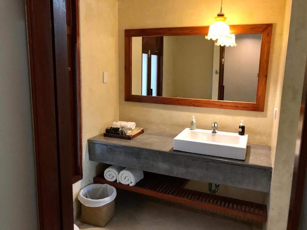 Двухместный (Двухместный номер Делюкс с 2 отдельными кроватями), AliSea Boutique Hotel