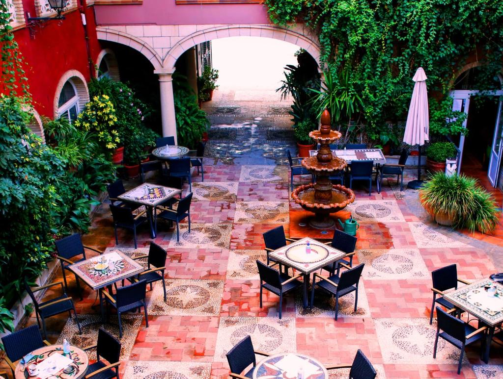 Hotel Plaza Manjón photo 3