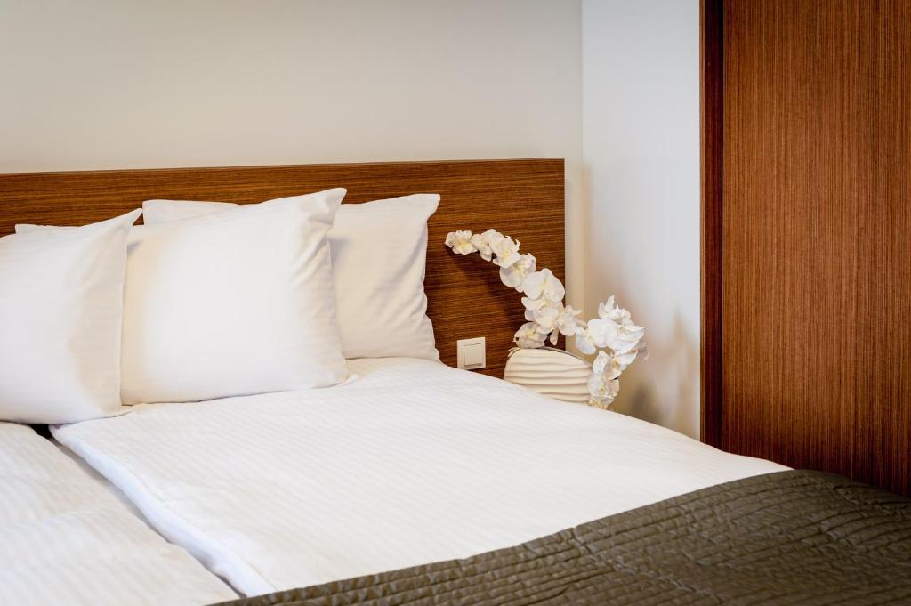 Двухместный (Стандартный двухместный номер с 1 кроватью или 2 отдельными кроватями), Invite