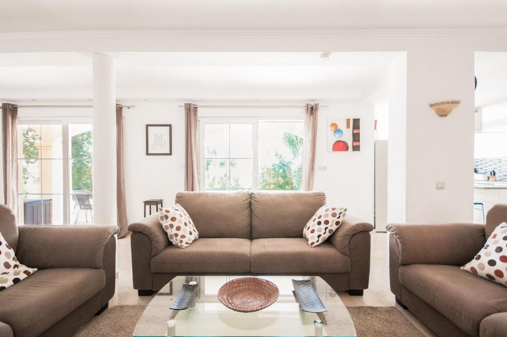 Вилла (Вилла - Рядом с пляжем), Beach Villa Costanera in Marbella