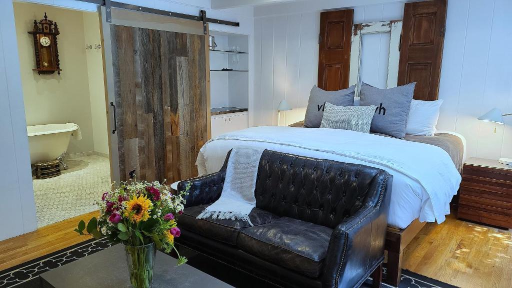 The Vagabond's House Boutique Inn & Spa Studio photo 3