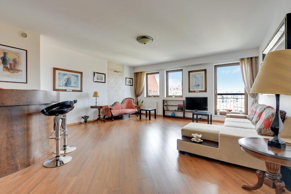 Апартаменты (Апартаменты Делюкс), Apartamenty Apartinfo Szafarnia