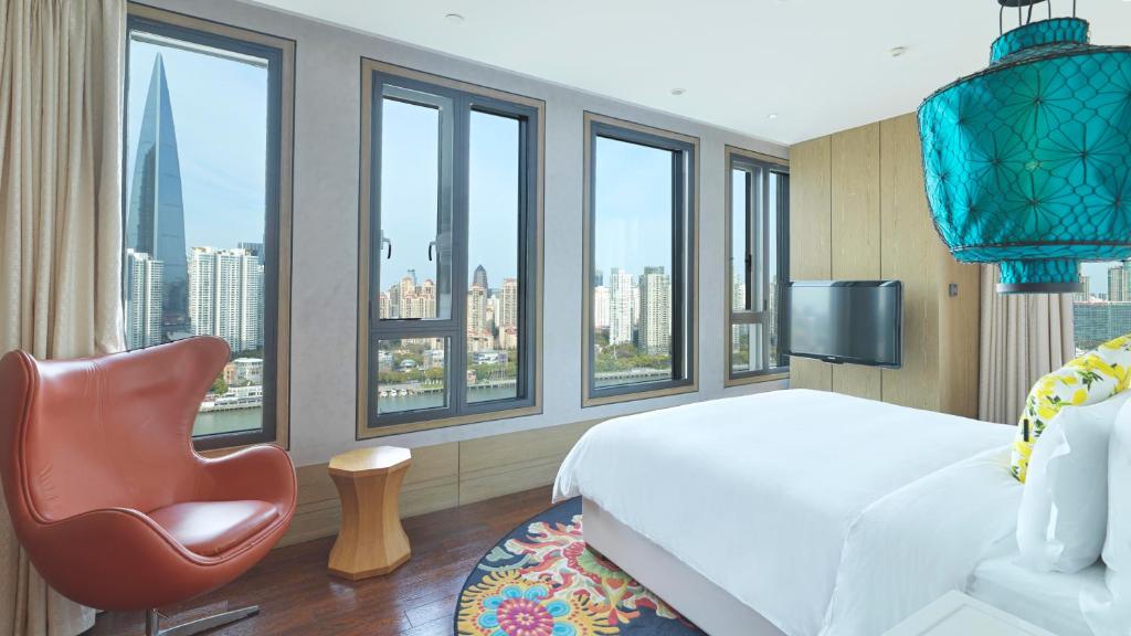 Сьюит (Представительский люкс - Для некурящих), Hotel Indigo Shanghai On The Bund