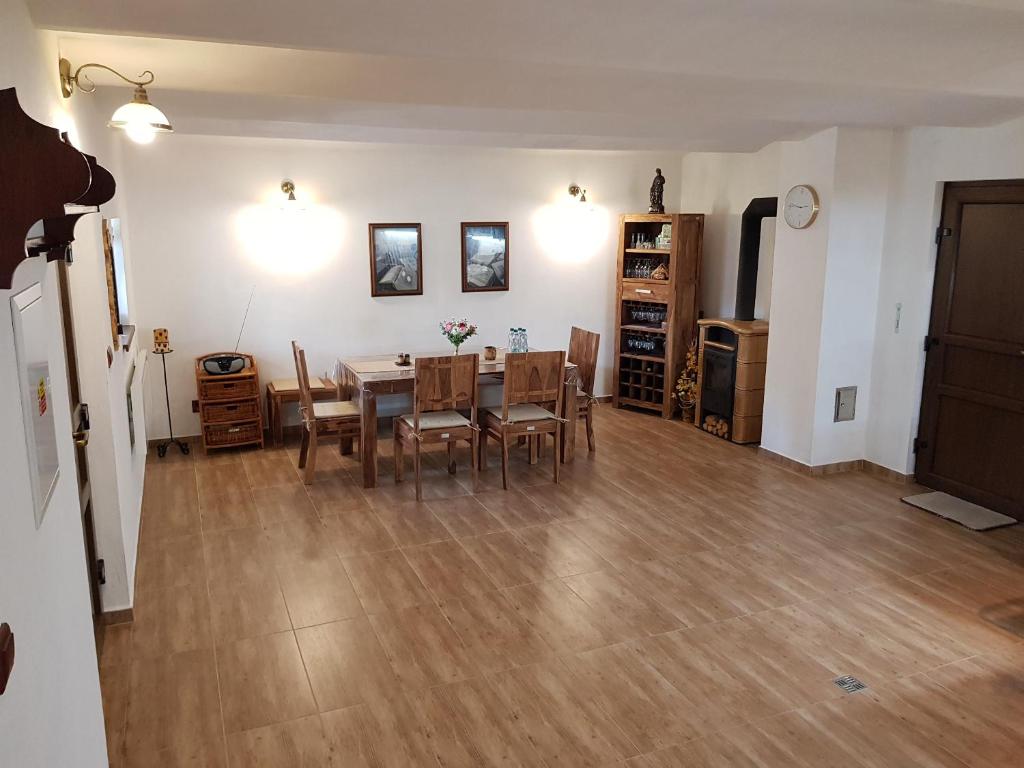 Sklep u Čejků photo 2