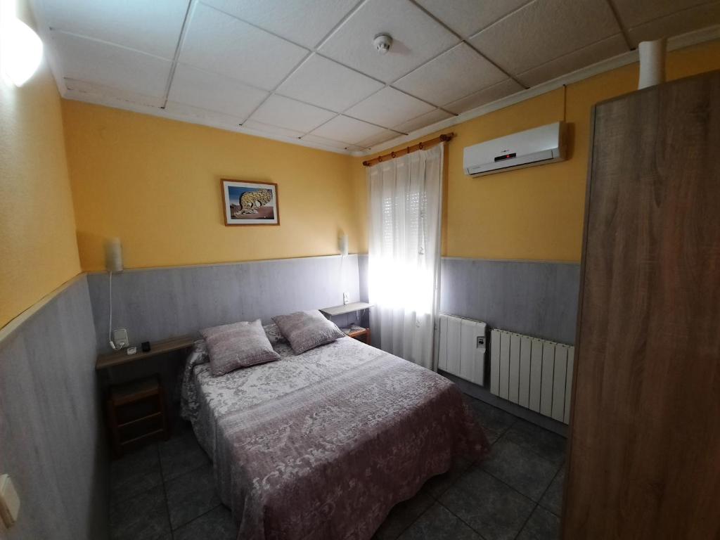 Hostal Alba photo 2