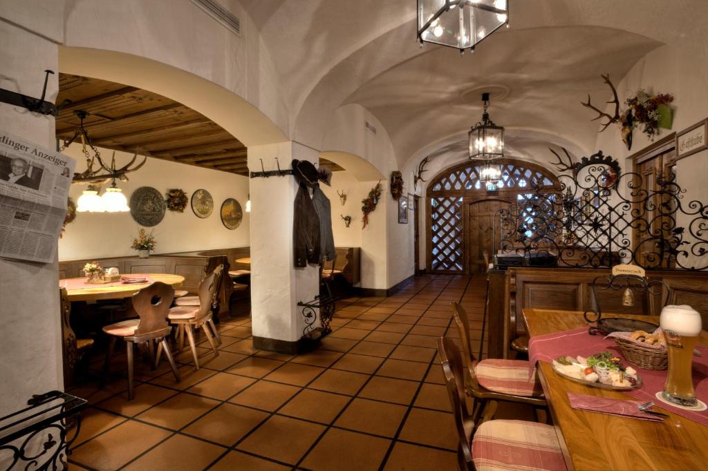 Hotel zum ERDINGER Weißbräu photo 2