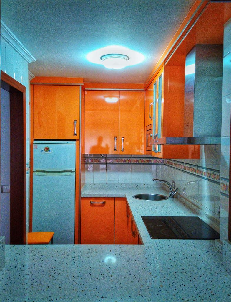 Apartamento con PARKING gratis en CENTRO, Merced photo 2