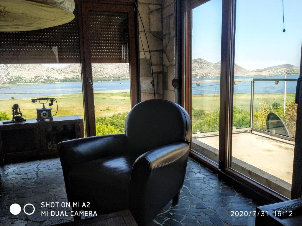 Holiday home Haustor with Skadar lake view photo 4