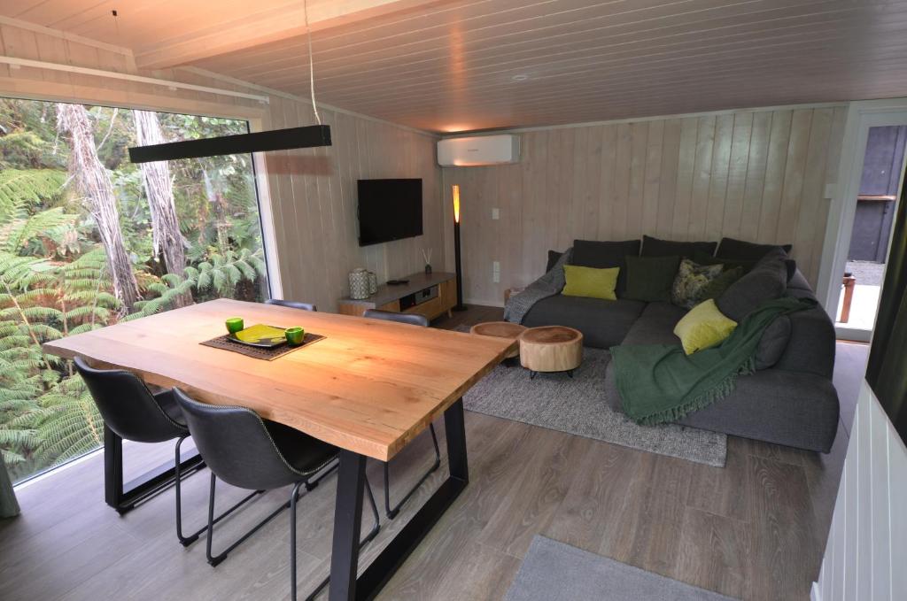 Wairua Lodge - Rainforest River Retreat photo 1
