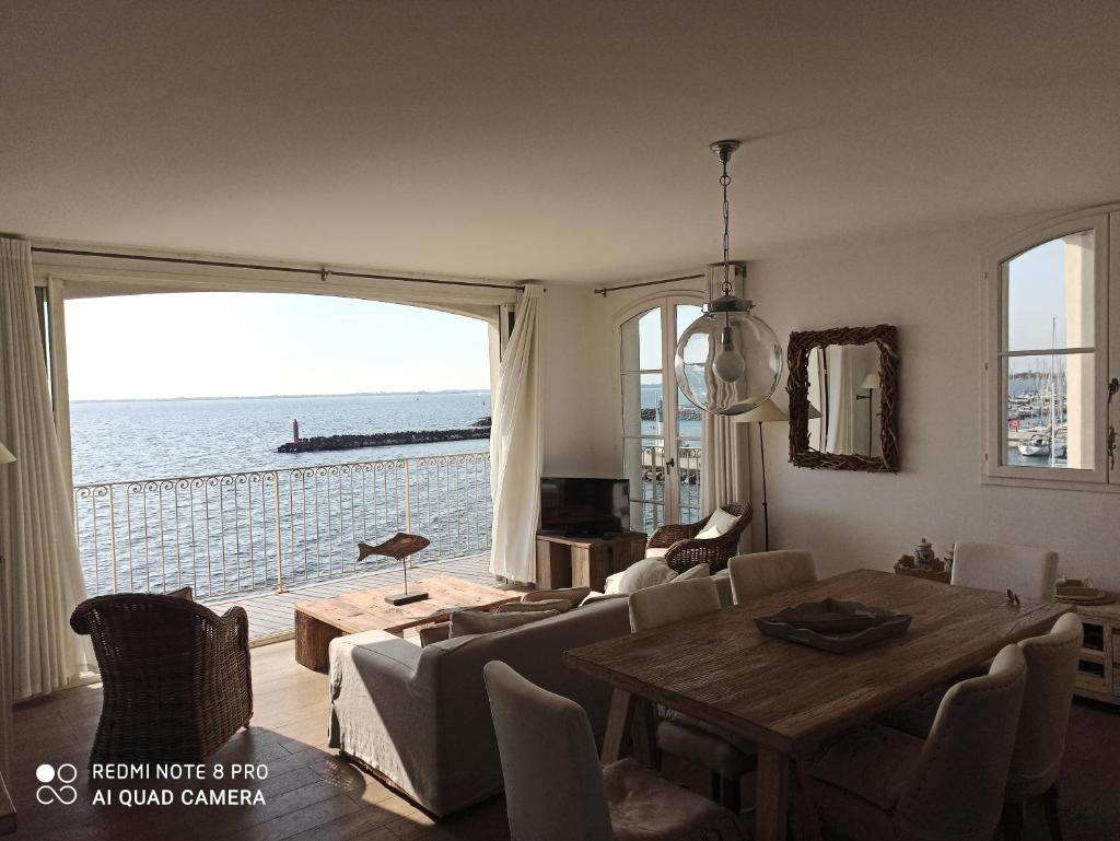 Port rive gauche Oyat photo 4