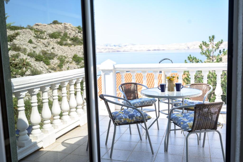 Holiday house Alma photo 1