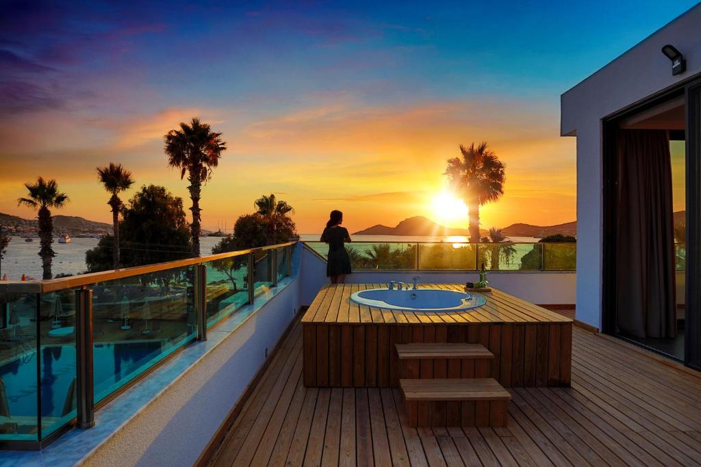 Yalıpark Beach Hotel photo 2