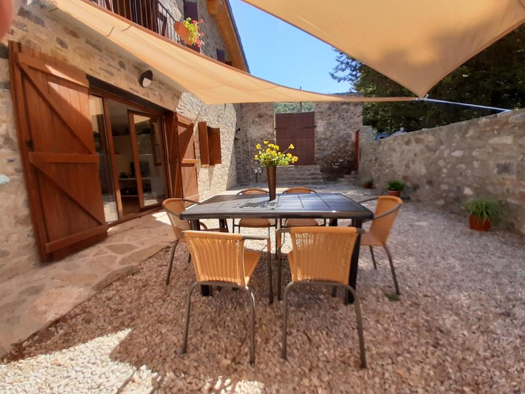 Casa del Pont photo 2