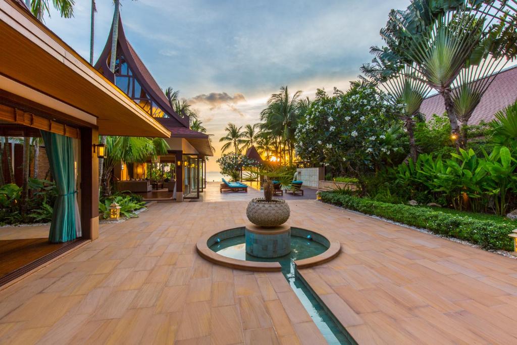 Baan Tao Talay - Beachfront Private Villa photo 1