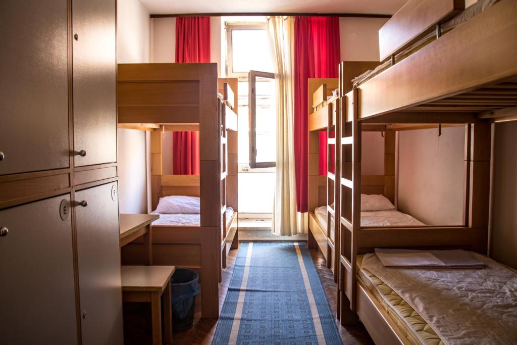 HI Hostel Zagreb photo 2