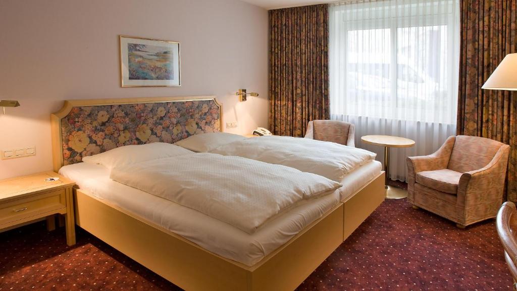 Двухместный (Улучшенный двухместный номер с 1 кроватью), Erikson Hotel