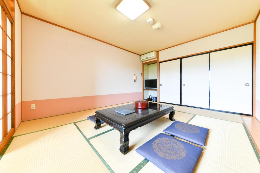 丸源旅館 無料朝食 全館wifi 準天然温泉 photo 4