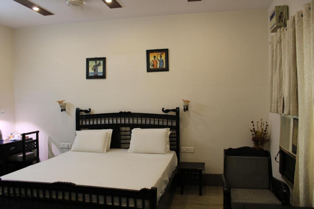 Двухместный (Deluxe Double Room with Balcony (Early check-in and late check-out, subject to availability)), Pearl of Taj Home Stay
