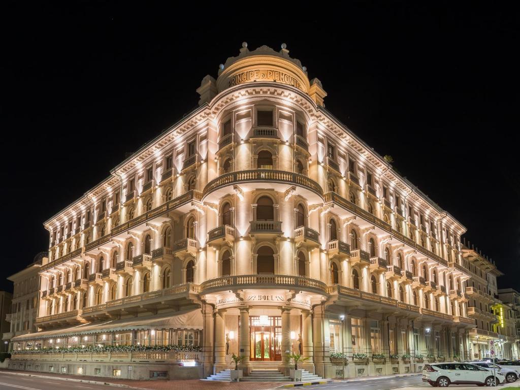 Grand Hotel Principe Di Piemonte photo 2