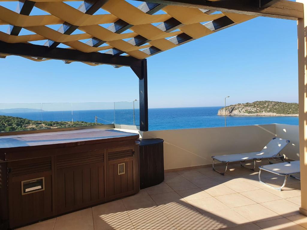 Villa Azure Sea, Istron photo 3