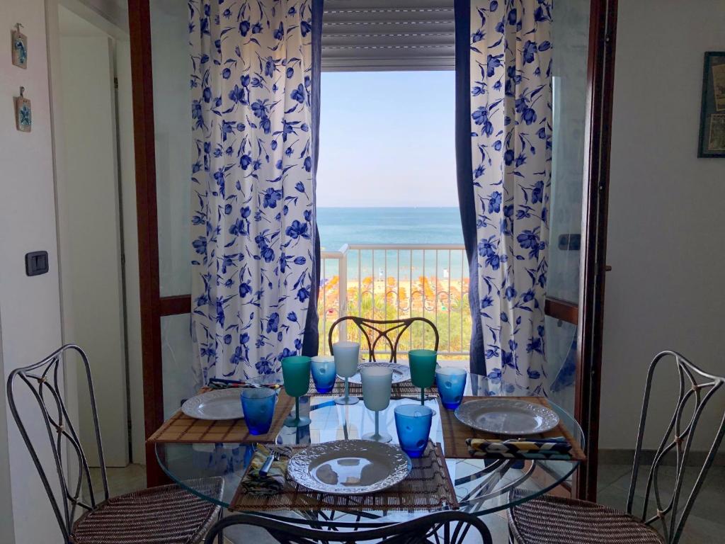 Casa Confalonieri fronte mare con vista mozzafiato photo 4
