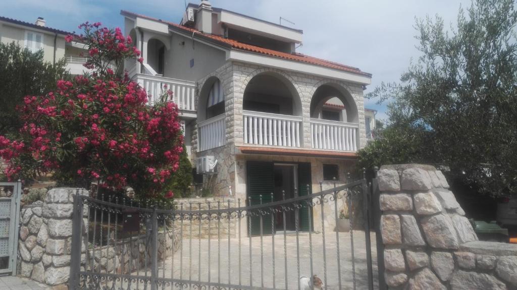 Apartmani Latin Jezera photo 1