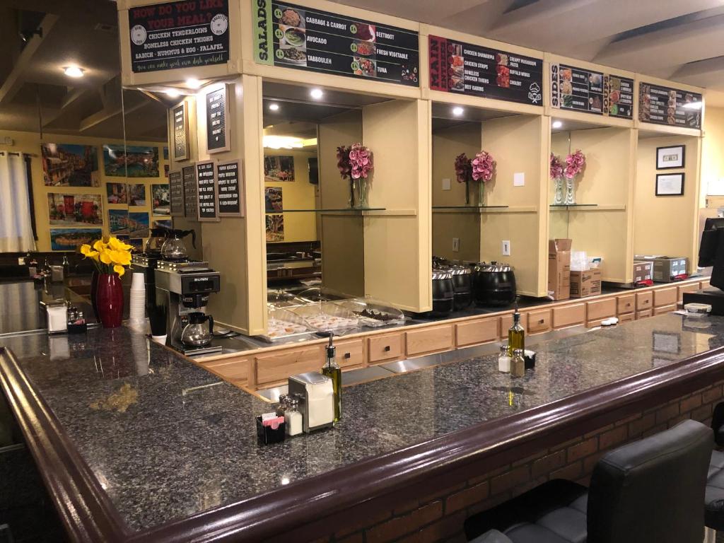 Wolf Inn Hotel photo 2