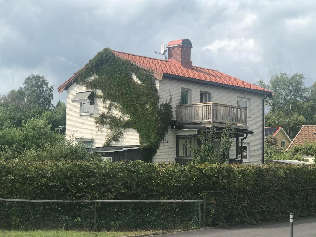 2 rum och kök på Färjestad photo 1