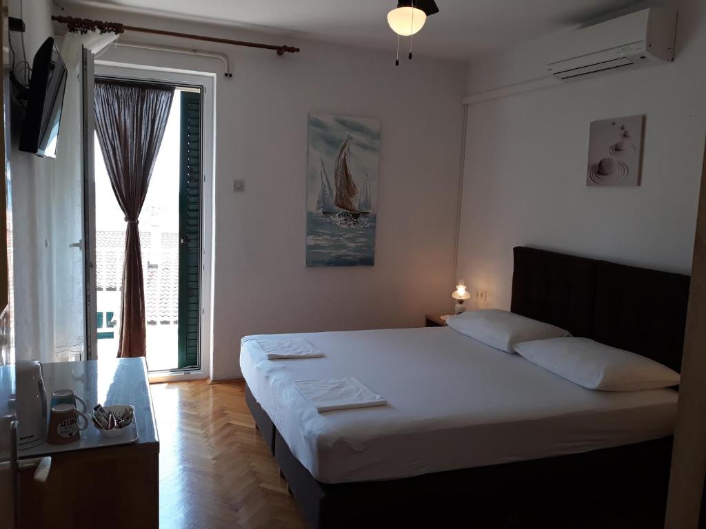Bed & Breakfast Batosic Makarska photo 1