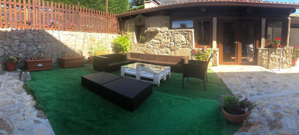 As Eiras Lires Hotel Restaurante photo 1