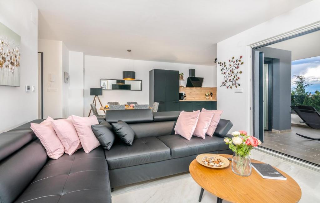 Modern Apartments Elle Malinska photo 4