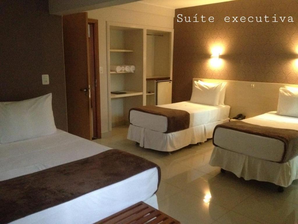 Serranos Park Hotel photo 4