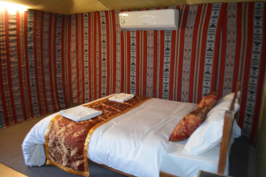 Номер (Улучшенное шале), Кемпинг Bedouin Oasis Camp