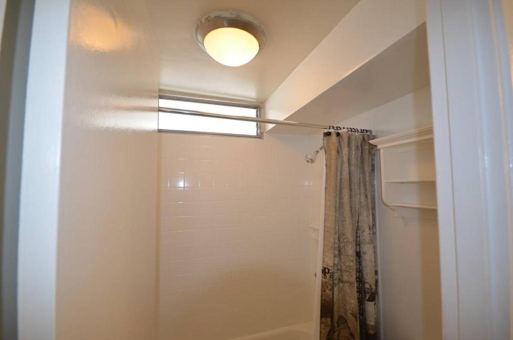 Сьюит (Люкс), Kuhio Village 907A Queen Studio Kitchenette