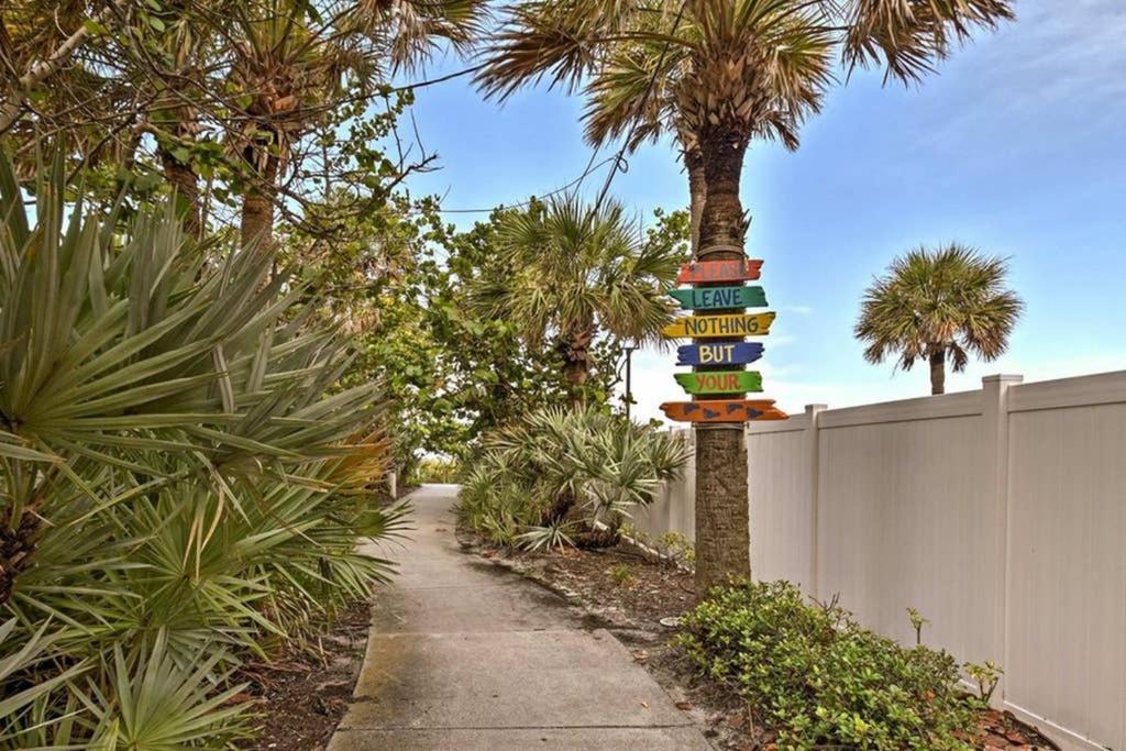 Rita's Sand Key Gem photo 3