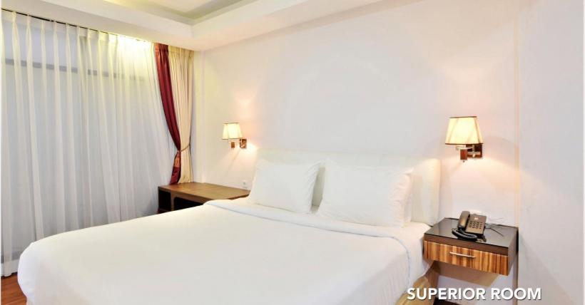 Двухместный (Улучшенный двухместный номер с 1 кроватью), ZEN Rooms Kasira Bintaro Sektor 7