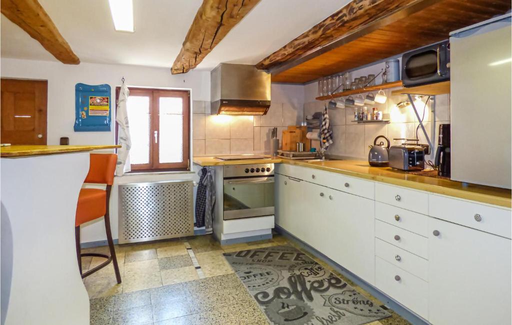 Stunning Home In Gottmadingen With 4 Bedrooms And Wifi photo 3