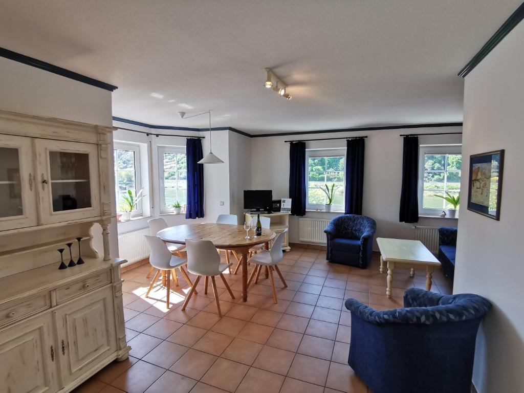Apartments / Ferienwohnungen Moseluferstrasse photo 3