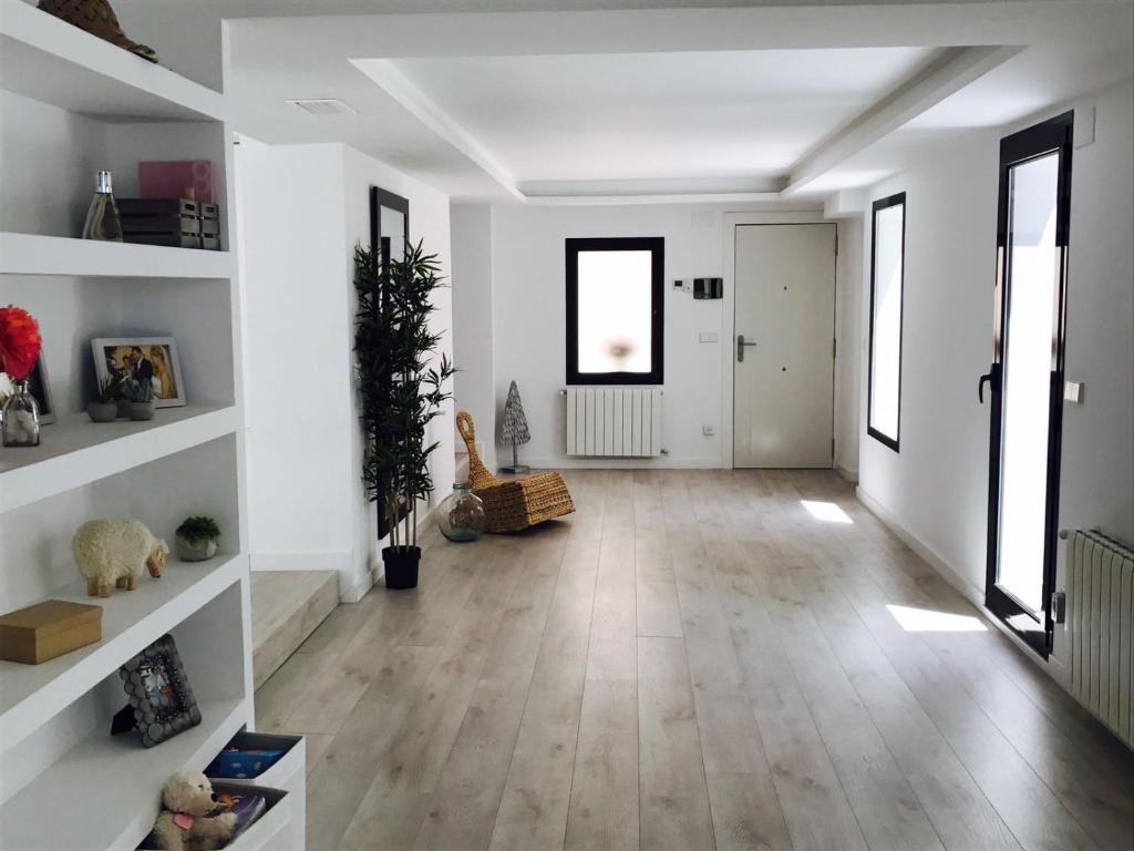 Minimalist house by the Mediterranean sea. photo 4
