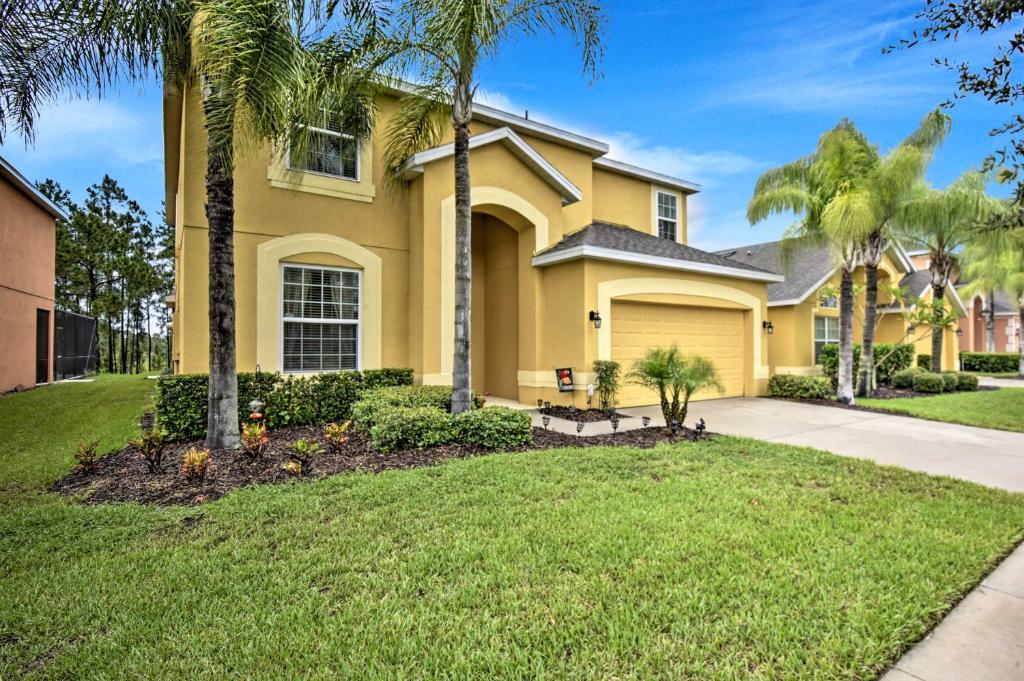 Davenport Home with Pool and Game Room 13 Mi to Parks!