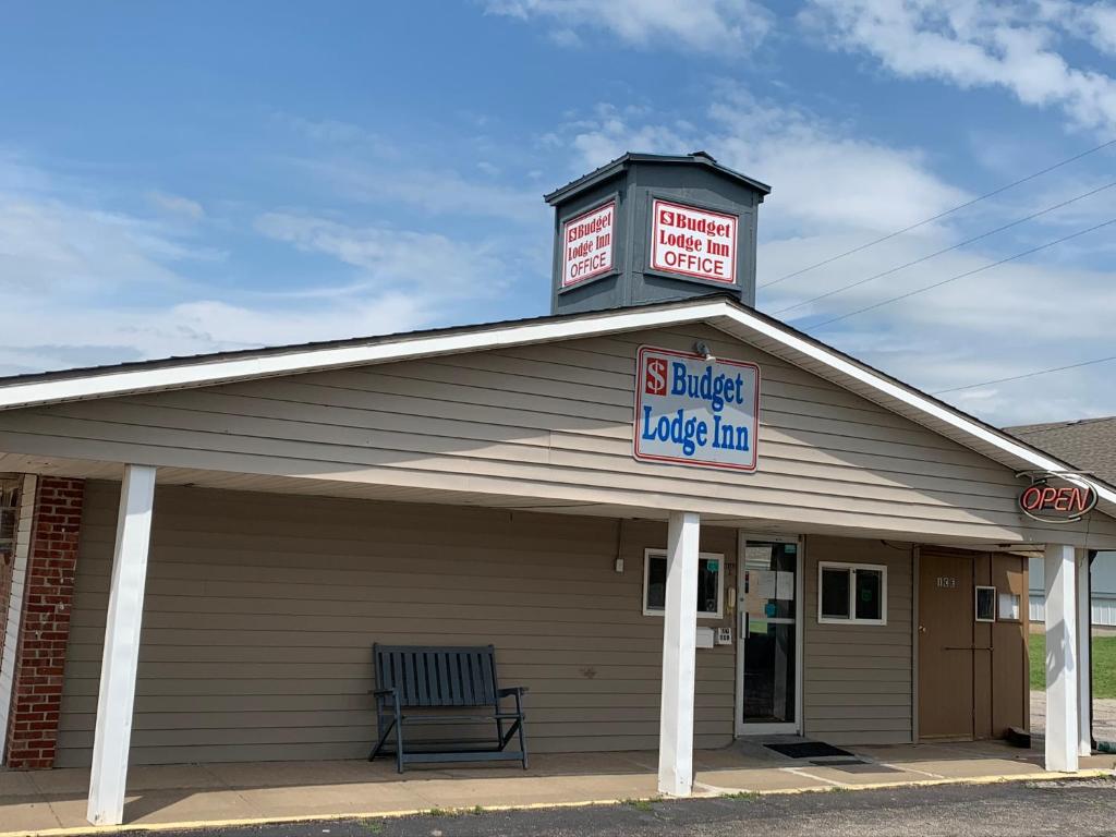 Budget Lodge Inn - Abilene photo 1