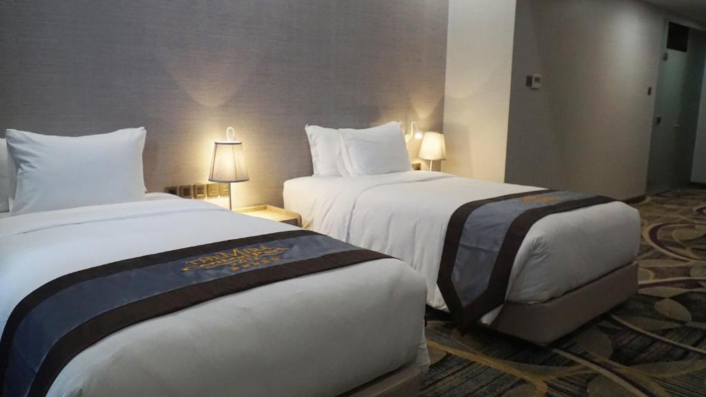 Сьюит (Presidence Suite with City View - Free Minibar), The Mira Central Park Hotel