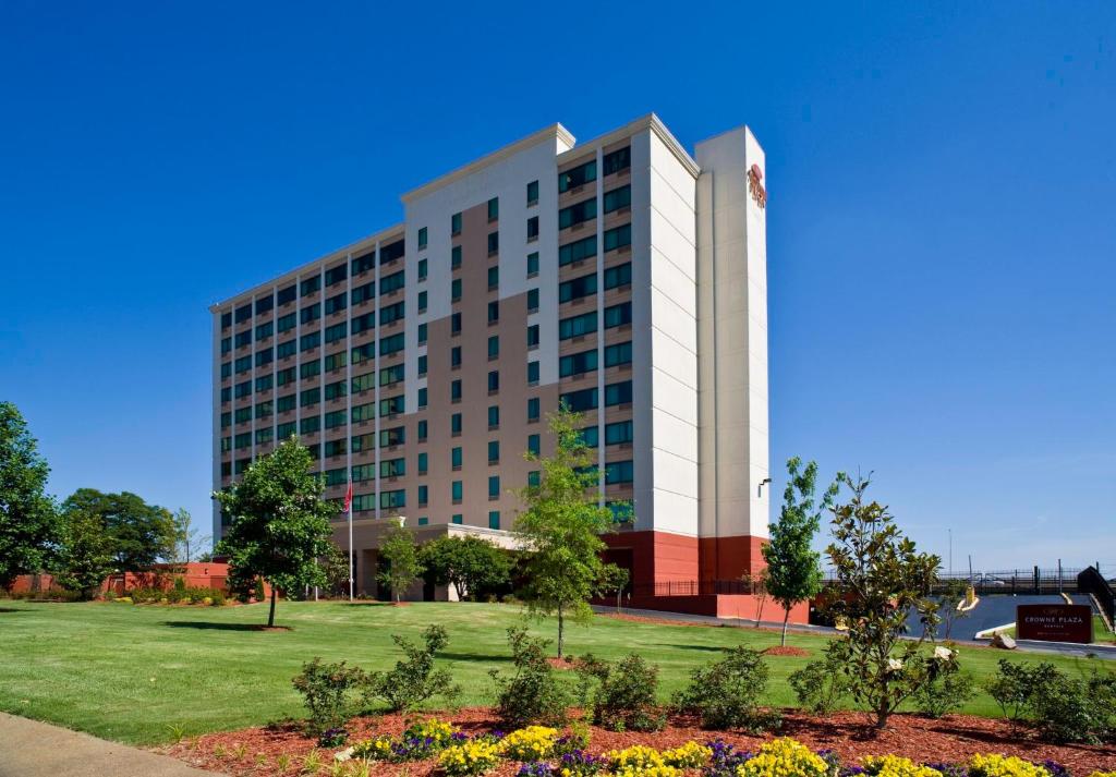 Crowne Plaza Memphis Downtown Hotel, an IHG Hotel image
