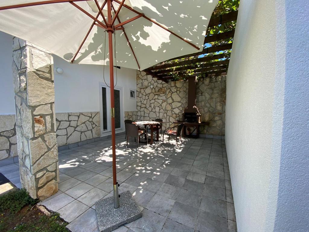 Apartment Mandica photo 3