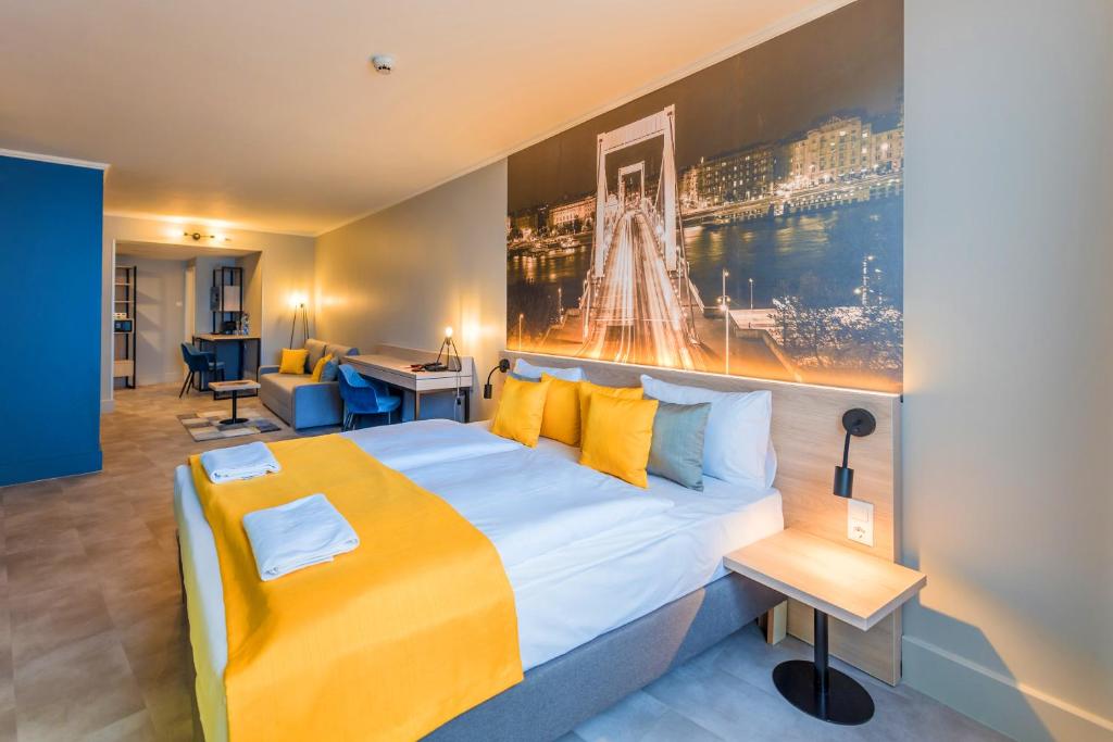 Семейный (Смежный семейный номер), Atlas City Hotel