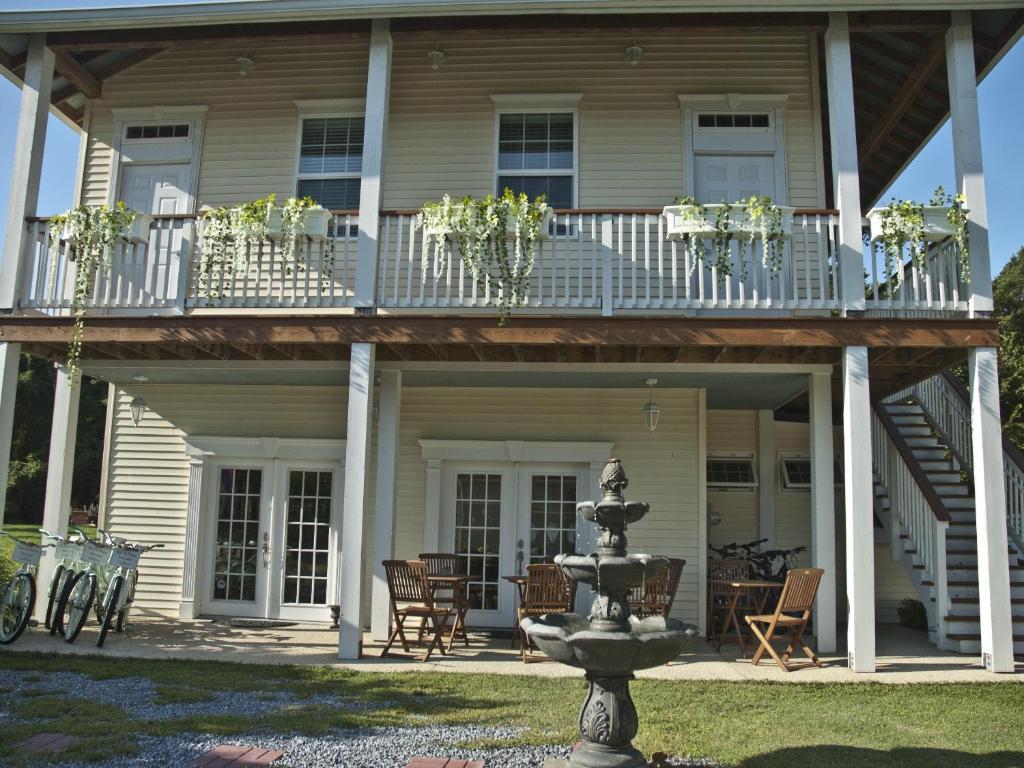 Haven Point Inn photo 3